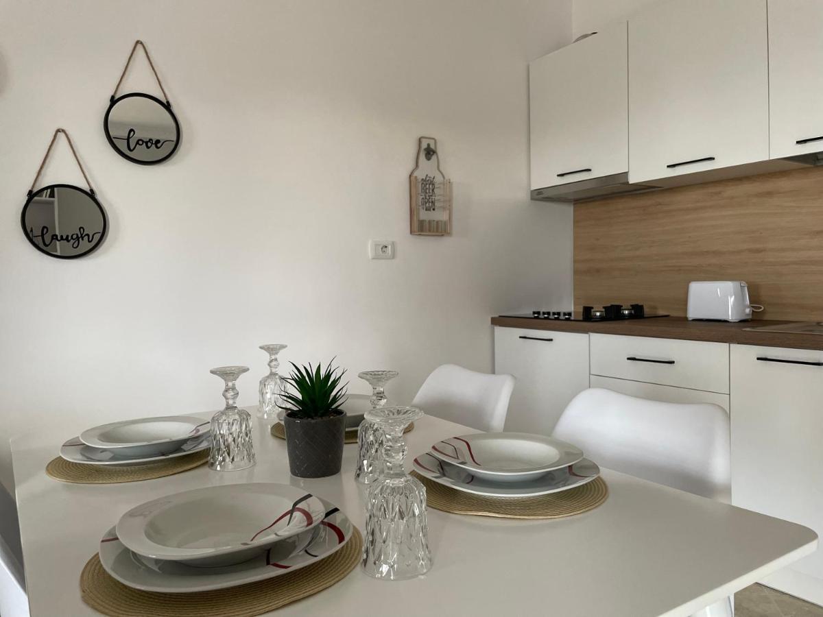 The Sunset Apartment Vlorë Extérieur photo