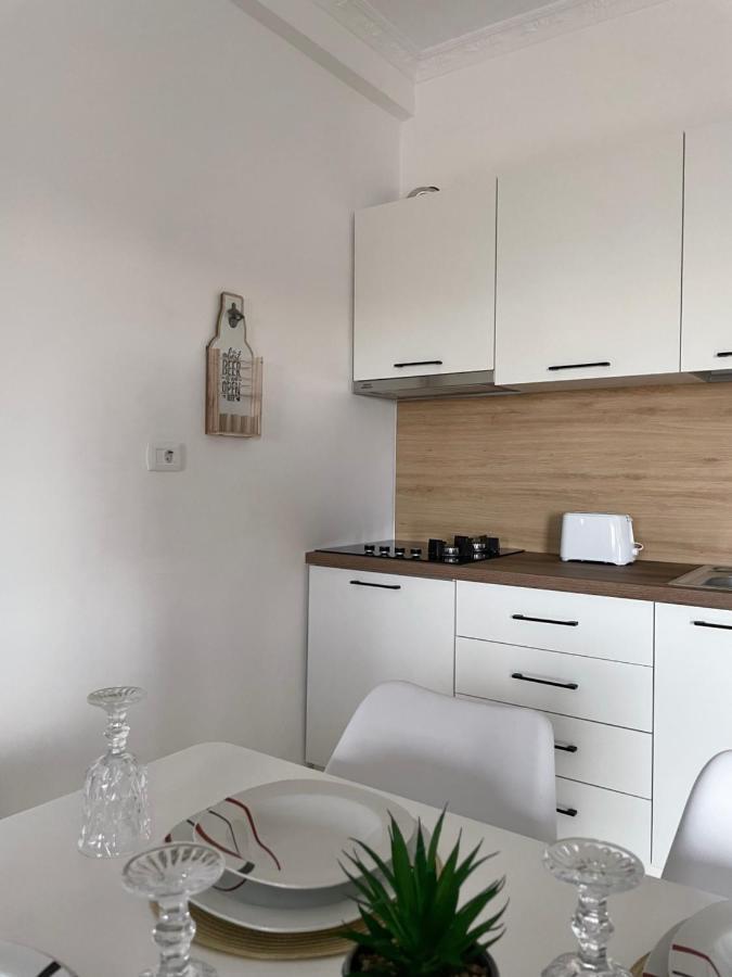 The Sunset Apartment Vlorë Extérieur photo